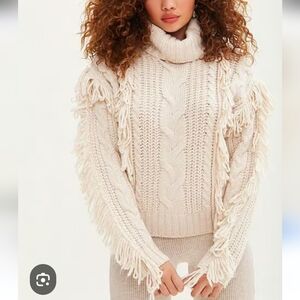 Forever 21 Beige Fringe Chunky Cable Knit Turtleneck Sweater Size Medium